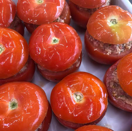 Traiteur - tomates farcies - la boucherie des Arts à Béziers